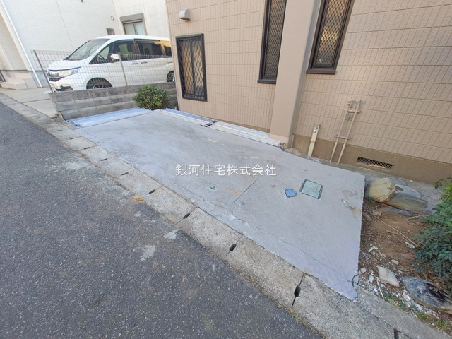 G00389465 千葉県柏市中原１丁目 中古一戸建て 2990万円 土地面積158.67m² (約47.99坪) 建物面積133.46m² (約40.37坪) 間取り４ＬＤＫ 築年月1997年05月(築28年)【外観13】