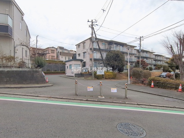 G00389726 神奈川県横浜市旭区東希望が丘 中古マンション 2190万円 専有面積68.99m² (約20.86坪) 間取り３ＬＤＫ 所在階3階 築年月1981年11月(築44年)【外観9】