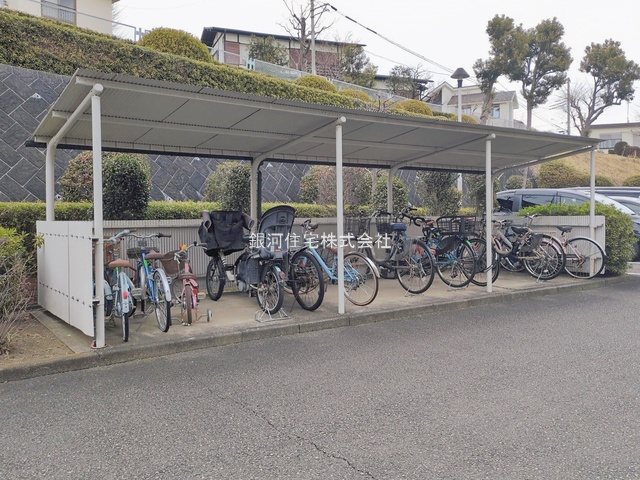 G00389726 神奈川県横浜市旭区東希望が丘 中古マンション 2190万円 専有面積68.99m² (約20.86坪) 間取り３ＬＤＫ 所在階3階 築年月1981年11月(築44年)【外観12】