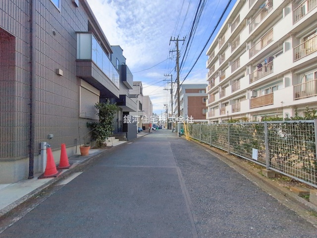 G00389727 神奈川県横浜市港北区日吉本町３丁目 中古マンション 2299万円 専有面積49.00m² (約14.82坪) 間取り２ＬＤＫ 所在階2階 築年月1970年04月(築55年)【外観13】