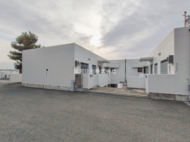 G00389773 神奈川県横浜市港南区日野中央３丁目 中古マンション 3080万円 専有面積87.25m² (約26.39坪) 間取り３ＬＤＫ 所在階4階 築年月1986年04月(築39年)【外観5】