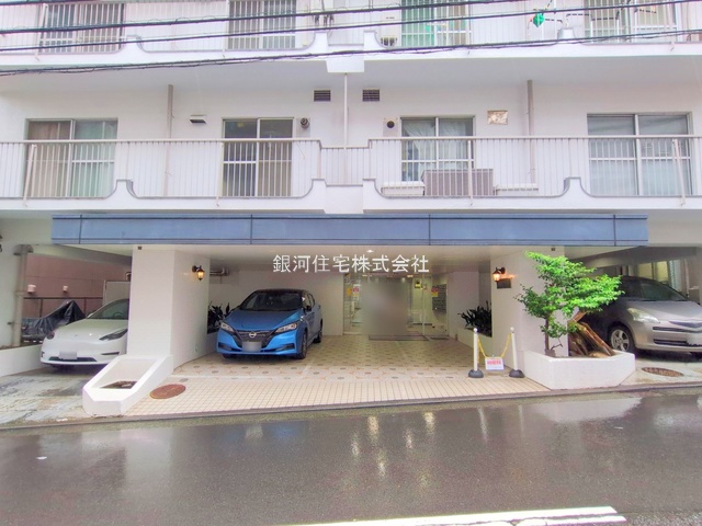G00389826 神奈川県横浜市神奈川区台町 中古マンション 3199万円 専有面積44.66m² (約13.50坪) 間取り１ＬＤＫ 所在階8階 築年月1972年03月(築54年)【外観11】