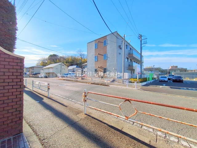 G00389868 神奈川県横浜市戸塚区平戸町 中古マンション 1999万円 専有面積56.68m² (約17.14坪) 間取り３ＬＤＫ 所在階2階 築年月1981年07月(築44年)【外観6】