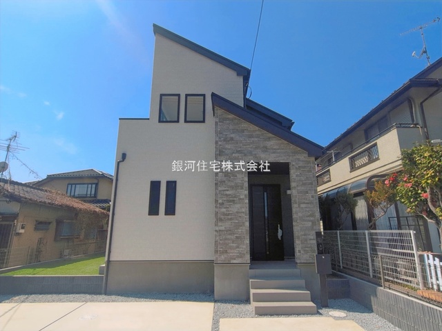 G00389927 千葉県松戸市栄町西１丁目 新築一戸建て 4790万円 土地面積171.83m² (約51.97坪) 建物面積103.08m² (約31.18坪) 間取り４ＬＤＫ 築年月2026年02月(築１年以内)【外観2】