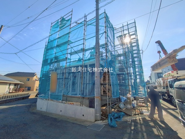 G00389936 神奈川県綾瀬市寺尾釜田１丁目 新築一戸建て 4380万円 土地面積100.24m² (約30.32坪) 建物面積119.23m² (約36.06坪) 間取り３ＬＤＫ 築年月2026年03月(築１年以内)【外観10】