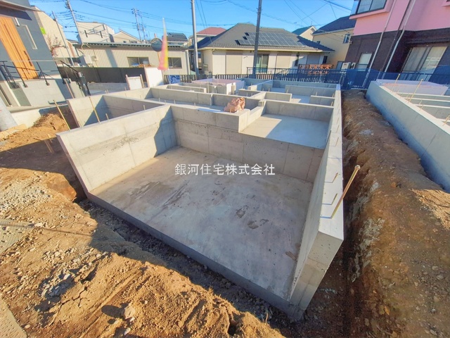 G00389936 神奈川県綾瀬市寺尾釜田１丁目 新築一戸建て 4380万円 土地面積100.24m² (約30.32坪) 建物面積119.23m² (約36.06坪) 間取り３ＬＤＫ 築年月2026年03月(築１年以内)【外観13】