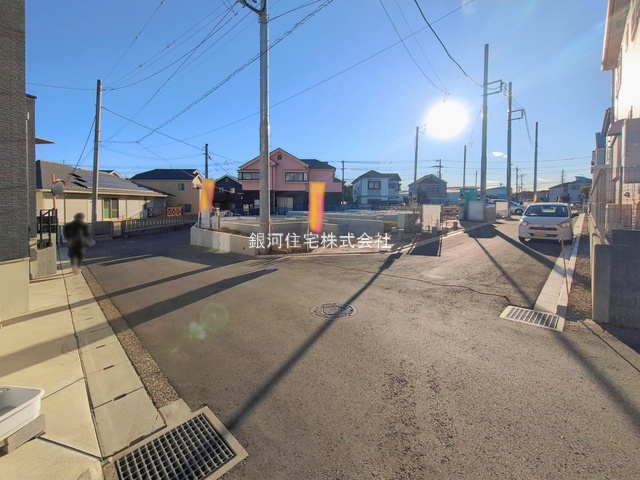 G00389936 神奈川県綾瀬市寺尾釜田１丁目 新築一戸建て 4380万円 土地面積100.24m² (約30.32坪) 建物面積119.23m² (約36.06坪) 間取り３ＬＤＫ 築年月2026年03月(築１年以内)【外観15】