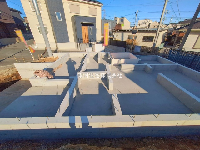 G00389936 神奈川県綾瀬市寺尾釜田１丁目 新築一戸建て 4380万円 土地面積100.24m² (約30.32坪) 建物面積119.23m² (約36.06坪) 間取り３ＬＤＫ 築年月2026年03月(築１年以内)【外観16】