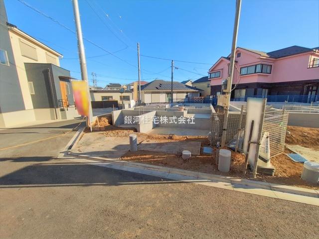 G00389936 神奈川県綾瀬市寺尾釜田１丁目 新築一戸建て 4380万円 土地面積100.24m² (約30.32坪) 建物面積119.23m² (約36.06坪) 間取り３ＬＤＫ 築年月2026年03月(築１年以内)【外観18】