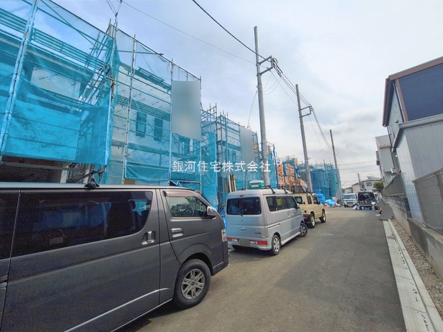 G00389937 神奈川県綾瀬市寺尾釜田１丁目 新築一戸建て 4280万円 土地面積100.23m² (約30.31坪) 建物面積98.94m² (約29.92坪) 間取り４ＬＤＫ 築年月2026年03月(築１年以内)【外観9】