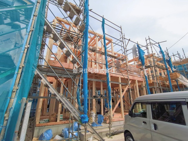 G00389939 神奈川県綾瀬市寺尾釜田１丁目 新築一戸建て 4180万円 土地面積100.23m² (約30.31坪) 建物面積103.29m² (約31.24坪) 間取り４ＬＤＫ 築年月2026年04月【外観8】