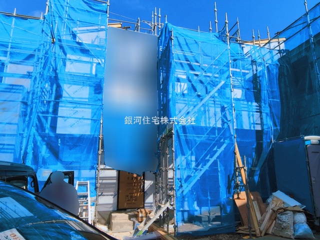 G00389940 神奈川県綾瀬市寺尾釜田１丁目 新築一戸建て 4180万円 土地面積100.23m² (約30.31坪) 建物面積103.50m² (約31.30坪) 間取り４ＬＤＫ 築年月2026年04月【外観5】