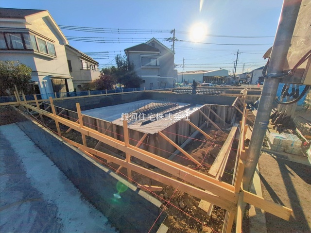 G00389940 神奈川県綾瀬市寺尾釜田１丁目 新築一戸建て 4180万円 土地面積100.23m² (約30.31坪) 建物面積103.50m² (約31.30坪) 間取り４ＬＤＫ 築年月2026年04月【外観14】