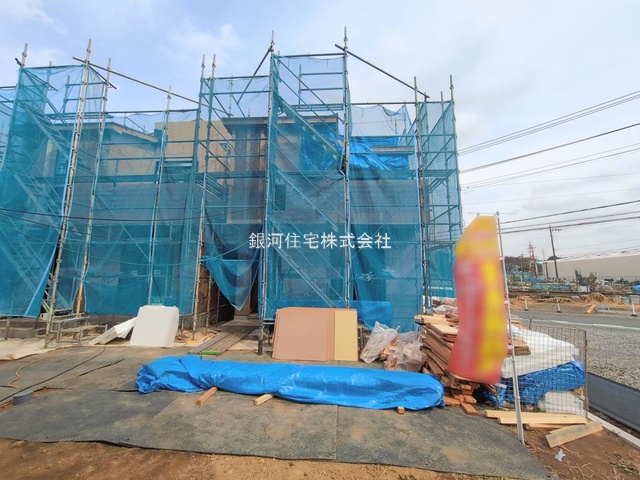 G00389942 神奈川県綾瀬市寺尾釜田１丁目 新築一戸建て 4080万円 土地面積137.90m² (約41.71坪) 建物面積104.32m² (約31.55坪) 間取り４ＬＤＫ 築年月2026年04月【外観8】