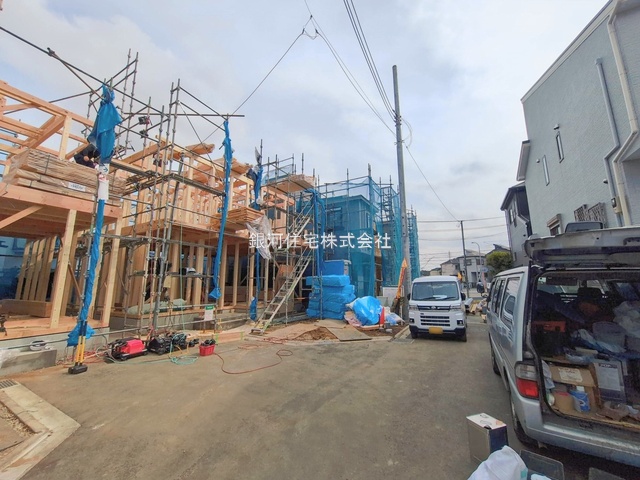 G00389942 神奈川県綾瀬市寺尾釜田１丁目 新築一戸建て 4080万円 土地面積137.90m² (約41.71坪) 建物面積104.32m² (約31.55坪) 間取り４ＬＤＫ 築年月2026年04月【外観9】