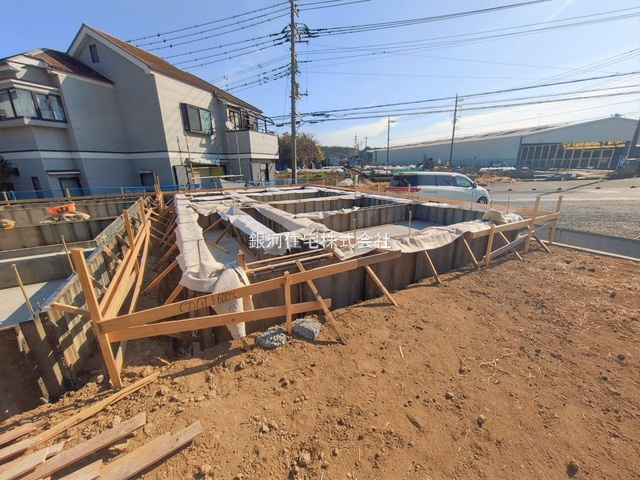 G00389942 神奈川県綾瀬市寺尾釜田１丁目 新築一戸建て 4080万円 土地面積137.90m² (約41.71坪) 建物面積104.32m² (約31.55坪) 間取り４ＬＤＫ 築年月2026年04月【外観10】