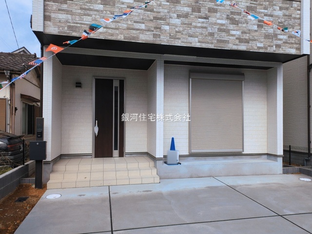 G00389944 千葉県習志野市香澄３丁目 新築一戸建て 4990万円 土地面積114.99m² (約34.78坪) 建物面積103.29m² (約31.24坪) 間取り３ＳＬＤＫ 築年月2026年02月(築１年以内)【外観4】