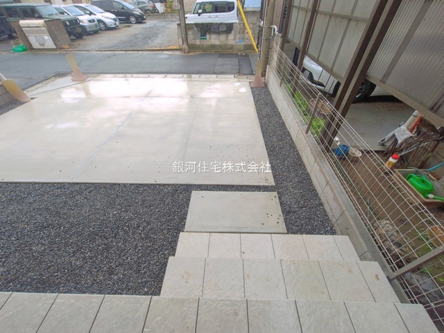 G00389950 千葉県松戸市西馬橋３丁目 新築一戸建て 5999万円 土地面積123.02m² (約37.21坪) 建物面積105.57m² (約31.93坪) 間取り４ＬＤＫ 築年月2026年04月【外観5】