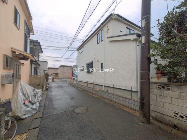 G00389950 千葉県松戸市西馬橋３丁目 新築一戸建て 5999万円 土地面積123.02m² (約37.21坪) 建物面積105.57m² (約31.93坪) 間取り４ＬＤＫ 築年月2026年04月【外観10】
