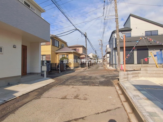 G00389954 千葉県船橋市大穴北４丁目 新築一戸建て 3190万円 土地面積163.03m² (約49.31坪) 建物面積104.27m² (約31.54坪) 間取り４ＬＤＫ 築年月2026年01月(築１年以内)【外観9】