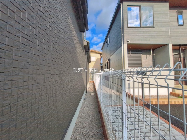 G00389962 神奈川県相模原市緑区町屋３丁目 新築一戸建て 4180万円 土地面積139.53m² (約42.20坪) 建物面積101.84m² (約30.80坪) 間取り４ＬＤＫ 築年月2026年03月(築１年以内)【外観6】