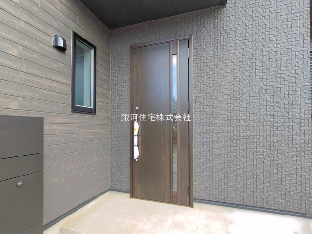 G00389962 神奈川県相模原市緑区町屋３丁目 新築一戸建て 4180万円 土地面積139.53m² (約42.20坪) 建物面積101.84m² (約30.80坪) 間取り４ＬＤＫ 築年月2026年03月(築１年以内)【外観10】