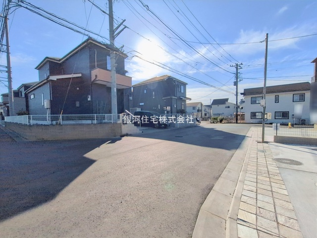 G00389968 千葉県船橋市二和西３丁目 新築一戸建て 3780万円 土地面積165.11m² (約49.94坪) 建物面積107.59m² (約32.54坪) 間取り４ＬＤＫ 築年月2026年01月(築１年以内)【外観4】