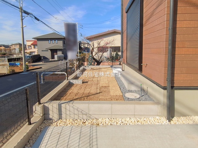 G00389969 千葉県船橋市二和西３丁目 新築一戸建て 4180万円 土地面積165.05m² (約49.92坪) 建物面積107.26m² (約32.44坪) 間取り４ＬＤＫ 築年月2026年01月(築１年以内)【外観7】