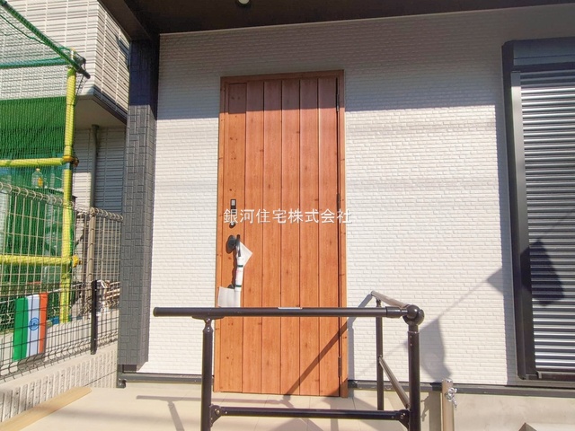 G00389970 千葉県船橋市松が丘３丁目 新築一戸建て 3090万円 土地面積98.63m² (約29.83坪) 建物面積98.54m² (約29.80坪) 間取り４ＬＤＫ 築年月2026年01月(築１年以内)【外観4】