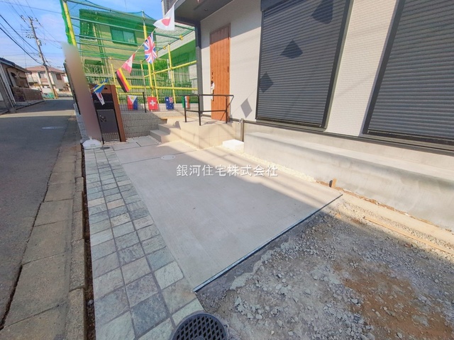 G00389970 千葉県船橋市松が丘３丁目 新築一戸建て 3090万円 土地面積98.63m² (約29.83坪) 建物面積98.54m² (約29.80坪) 間取り４ＬＤＫ 築年月2026年01月(築１年以内)【外観7】