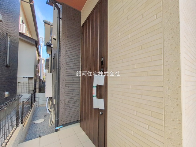 G00389971 千葉県船橋市松が丘３丁目 新築一戸建て 3080万円 土地面積98.64m² (約29.83坪) 建物面積98.54m² (約29.80坪) 間取り４ＬＤＫ 築年月2026年01月(築１年以内)【外観6】