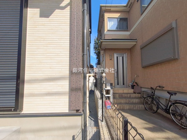 G00389971 千葉県船橋市松が丘３丁目 新築一戸建て 3080万円 土地面積98.64m² (約29.83坪) 建物面積98.54m² (約29.80坪) 間取り４ＬＤＫ 築年月2026年01月(築１年以内)【外観13】