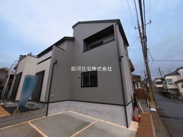 G00389972 千葉県千葉市花見川区作新台２丁目 新築一戸建て 4280万円 土地面積135.65m² (約41.03坪) 建物面積110.13m² (約33.31坪) 間取り４ＬＤＫ 築年月2026年02月(築１年以内)【外観9】