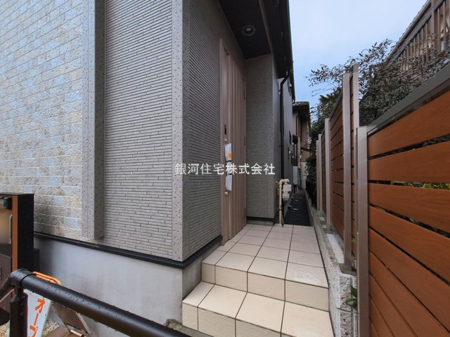 G00389972 千葉県千葉市花見川区作新台２丁目 新築一戸建て 4280万円 土地面積135.65m² (約41.03坪) 建物面積110.13m² (約33.31坪) 間取り４ＬＤＫ 築年月2026年02月(築１年以内)【外観13】
