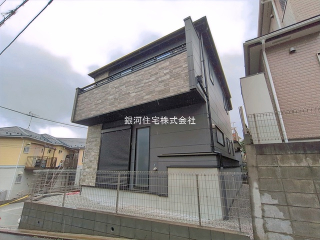 G00389974 神奈川県横浜市鶴見区北寺尾６丁目 新築一戸建て 6699万円 土地面積133.78m² (約40.46坪) 建物面積104.33m² (約31.55坪) 間取り４ＬＤＫ 築年月2026年03月(築１年以内)【外観2】