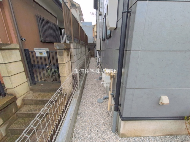 G00389974 神奈川県横浜市鶴見区北寺尾６丁目 新築一戸建て 6699万円 土地面積133.78m² (約40.46坪) 建物面積104.33m² (約31.55坪) 間取り４ＬＤＫ 築年月2026年03月(築１年以内)【外観6】