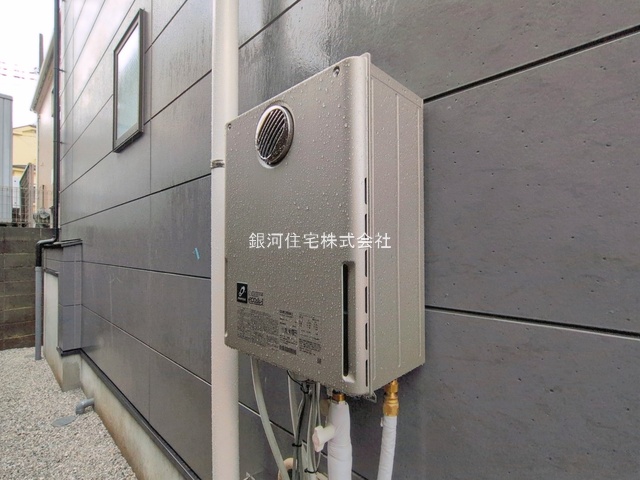 G00389974 神奈川県横浜市鶴見区北寺尾６丁目 新築一戸建て 6699万円 土地面積133.78m² (約40.46坪) 建物面積104.33m² (約31.55坪) 間取り４ＬＤＫ 築年月2026年03月(築１年以内)【外観7】