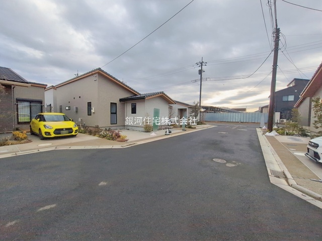 G00389976 千葉県印西市草深 新築一戸建て 4830万円 土地面積173.81m² (約52.57坪) 建物面積76.24m² (約23.06坪) 間取り３ＬＤＫ 築年月2025年05月(築１年以内)【外観8】