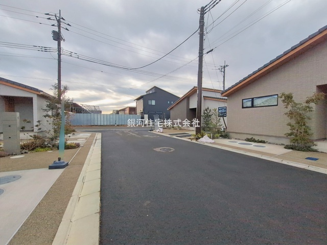 G00389976 千葉県印西市草深 新築一戸建て 4830万円 土地面積173.81m² (約52.57坪) 建物面積76.24m² (約23.06坪) 間取り３ＬＤＫ 築年月2025年05月(築１年以内)【外観11】