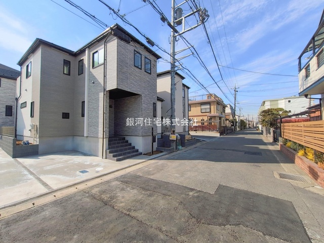 G00389977 千葉県松戸市中和倉 新築一戸建て 4490万円 土地面積112.75m² (約34.10坪) 建物面積102.57m² (約31.02坪) 間取り４ＬＤＫ 築年月2026年01月(築１年以内)【外観3】