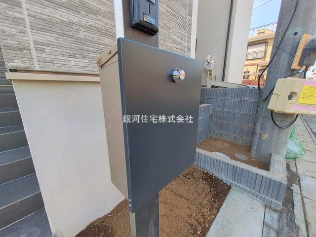 G00389977 千葉県松戸市中和倉 新築一戸建て 4490万円 土地面積112.75m² (約34.10坪) 建物面積102.57m² (約31.02坪) 間取り４ＬＤＫ 築年月2026年01月(築１年以内)【外観4】