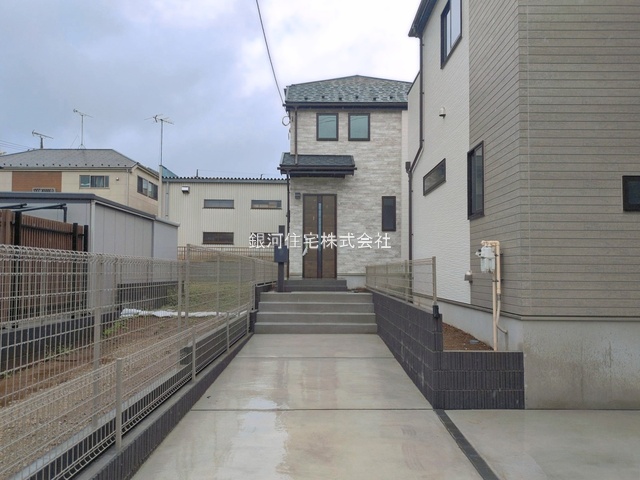 G00389979 千葉県松戸市中和倉 新築一戸建て 3990万円 土地面積117.17m² (約35.44坪) 建物面積96.05m² (約29.05坪) 間取り３ＬＤＫ 築年月2026年01月(築１年以内)【外観2】