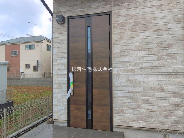 G00389979 千葉県松戸市中和倉 新築一戸建て 3990万円 土地面積117.17m² (約35.44坪) 建物面積96.05m² (約29.05坪) 間取り３ＬＤＫ 築年月2026年01月(築１年以内)【外観4】