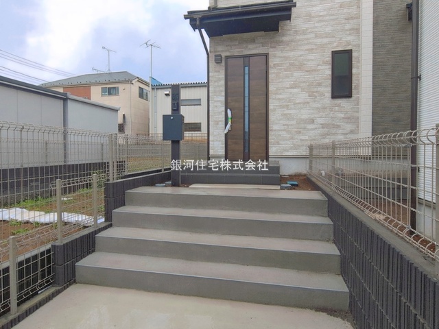 G00389979 千葉県松戸市中和倉 新築一戸建て 3990万円 土地面積117.17m² (約35.44坪) 建物面積96.05m² (約29.05坪) 間取り３ＬＤＫ 築年月2026年01月(築１年以内)【外観12】