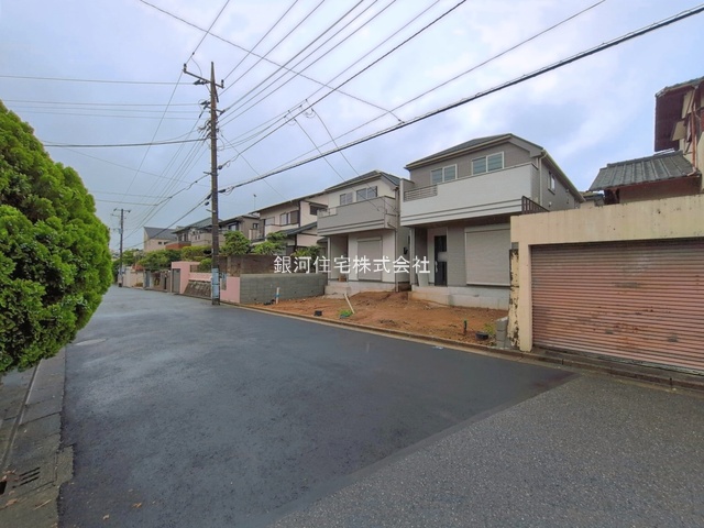 G00389987 千葉県千葉市稲毛区宮野木町 新築一戸建て 3290万円 土地面積99.87m² (約30.21坪) 建物面積95.43m² (約28.86坪) 間取り４ＬＤＫ 築年月2026年07月(築１年以内)【外観3】