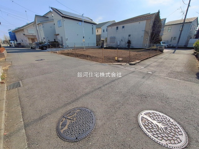 G00389991 神奈川県相模原市南区上鶴間１丁目 新築一戸建て 6280万円 土地面積108.56m² (約32.83坪) 建物面積98.12m² (約29.68坪) 間取り４ＬＤＫ 築年月2026年07月【外観9】