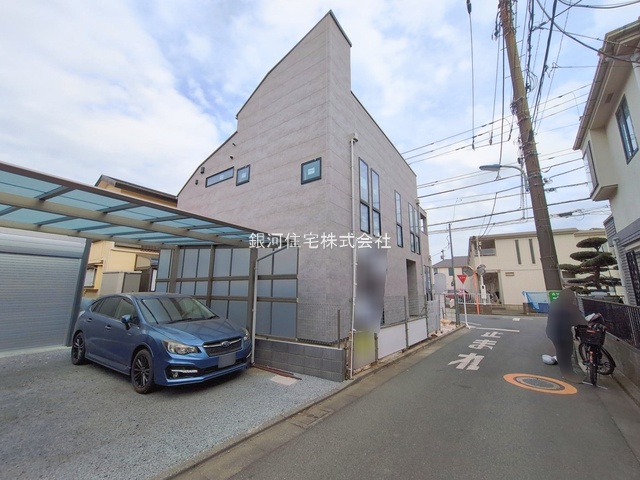 G00389992 東京都練馬区春日町４丁目 新築一戸建て 1億890万円 土地面積112.30m² (約33.97坪) 建物面積134.46m² (約40.67坪) 間取り３ＬＤＫ 築年月2026年03月(築１年以内)【外観10】