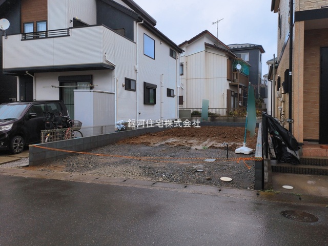 G00389997 埼玉県三郷市戸ヶ崎 新築一戸建て 3280万円 土地面積82.43m² (約24.93坪) 建物面積112.99m² (約34.17坪) 間取り４ＬＤＫ 築年月2026年05月【外観5】