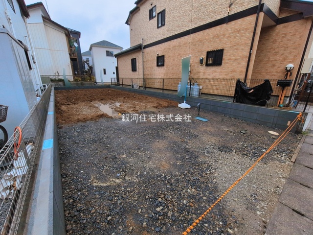 G00389997 埼玉県三郷市戸ヶ崎 新築一戸建て 3280万円 土地面積82.43m² (約24.93坪) 建物面積112.99m² (約34.17坪) 間取り４ＬＤＫ 築年月2026年05月【外観9】