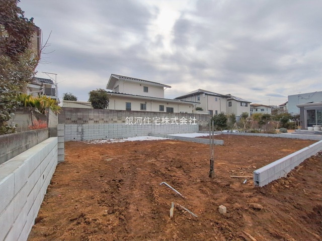 G00390131 神奈川県川崎市多摩区生田６丁目 新築一戸建て 6199万円 土地面積117.94m² (約35.67坪) 建物面積98.94m² (約29.92坪) 築年月2026年04月(築１年以内)【外観10】